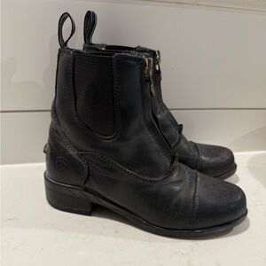Ariat Kids black paddock boots